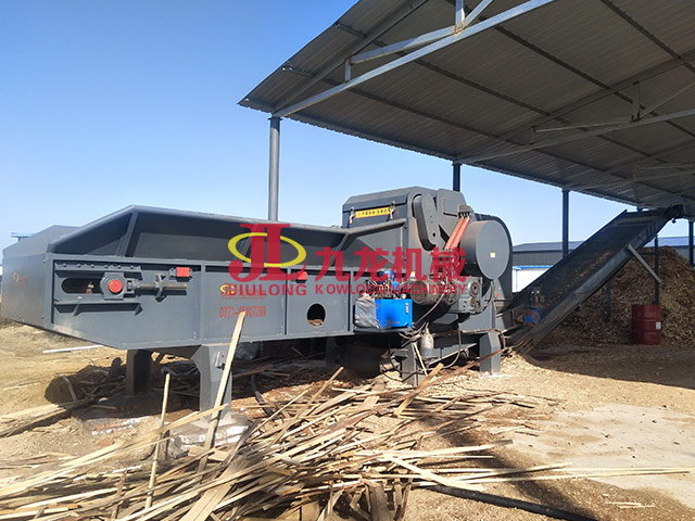 內蒙木材粉（fěn）碎生產線現場