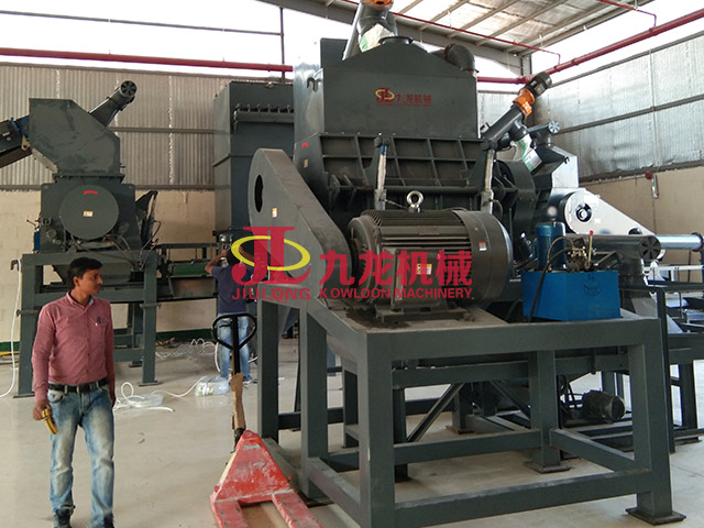 沙特廢舊輪(lún)胎(tāi)生(shēng)產線