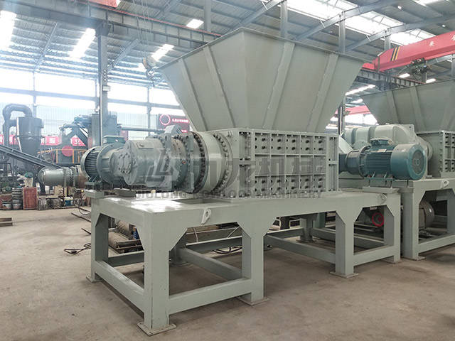 紙管撕(sī)碎(suì)機視頻