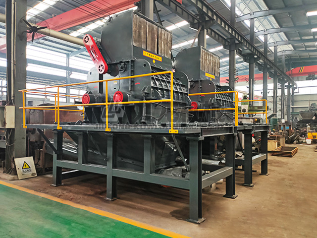 國外廢紙(zhǐ)破碎(suì)生產線(xiàn)現場