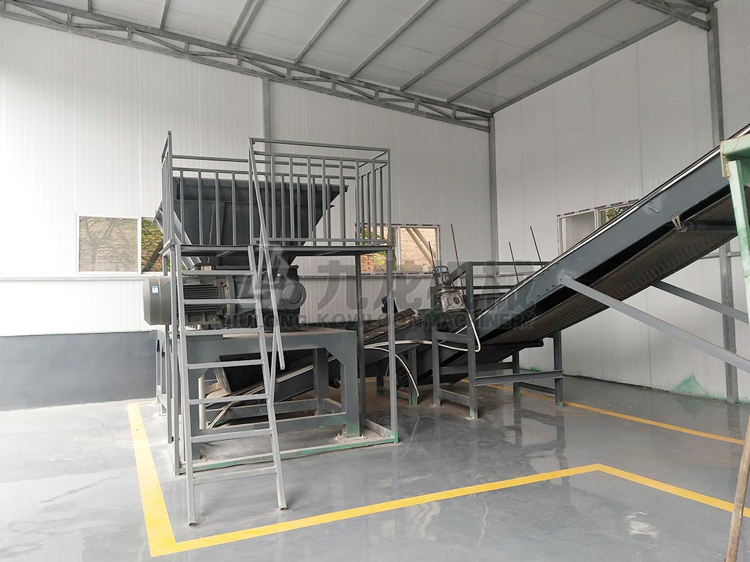 生活（huó）垃圾破碎機