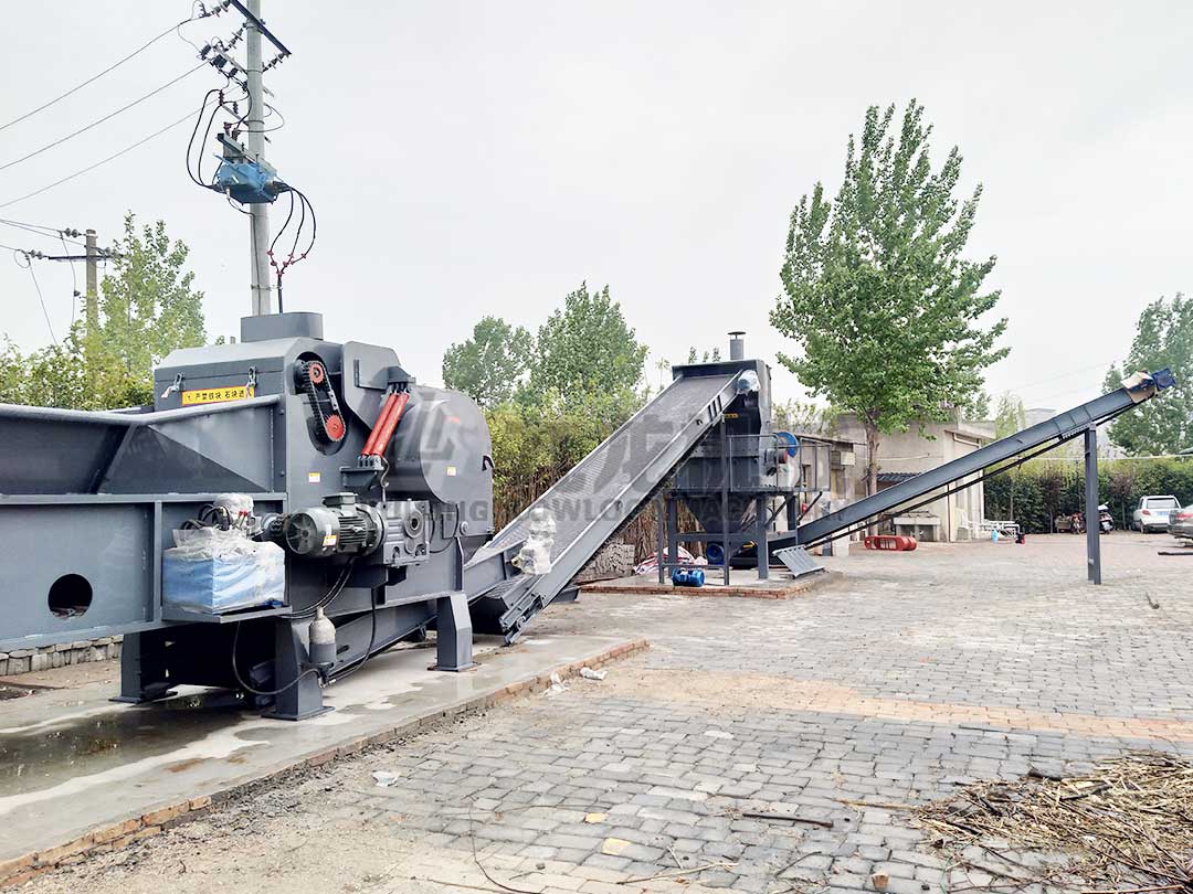 木材（cái）粉（fěn）碎設（shè）備生產線