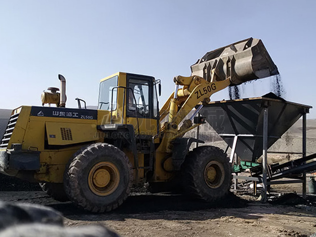 新疆新源煤粉烘幹機現場