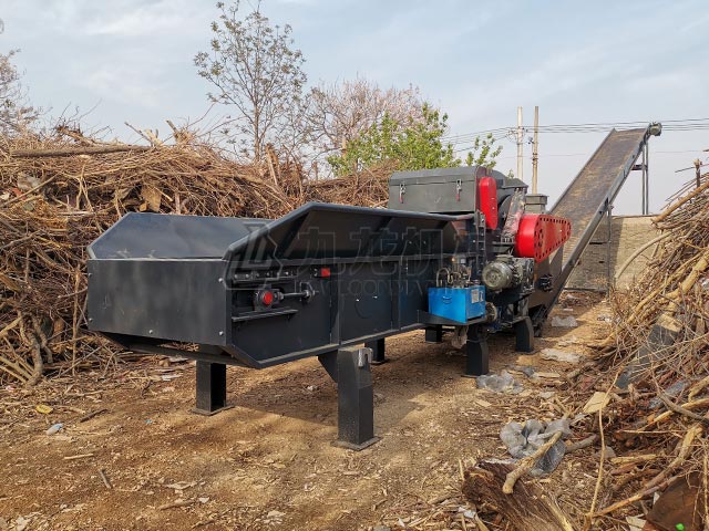 大型木（mù）材削片（piàn）機（jī）