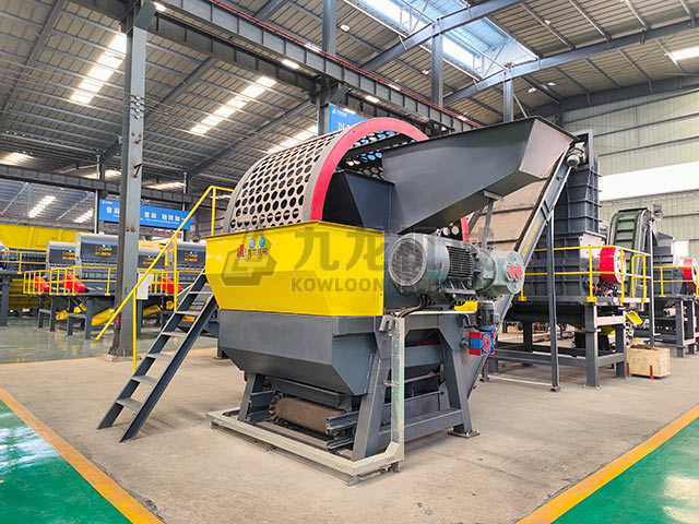 廢舊輪胎處理設備針對(duì)廢棄輪胎(tāi)進行回收處理